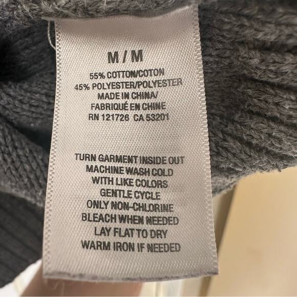 5/$25 Aeropostale Bella Sweater Grey Y2K Hooded Pullover, Half Button Size M - Picture 4 of 4